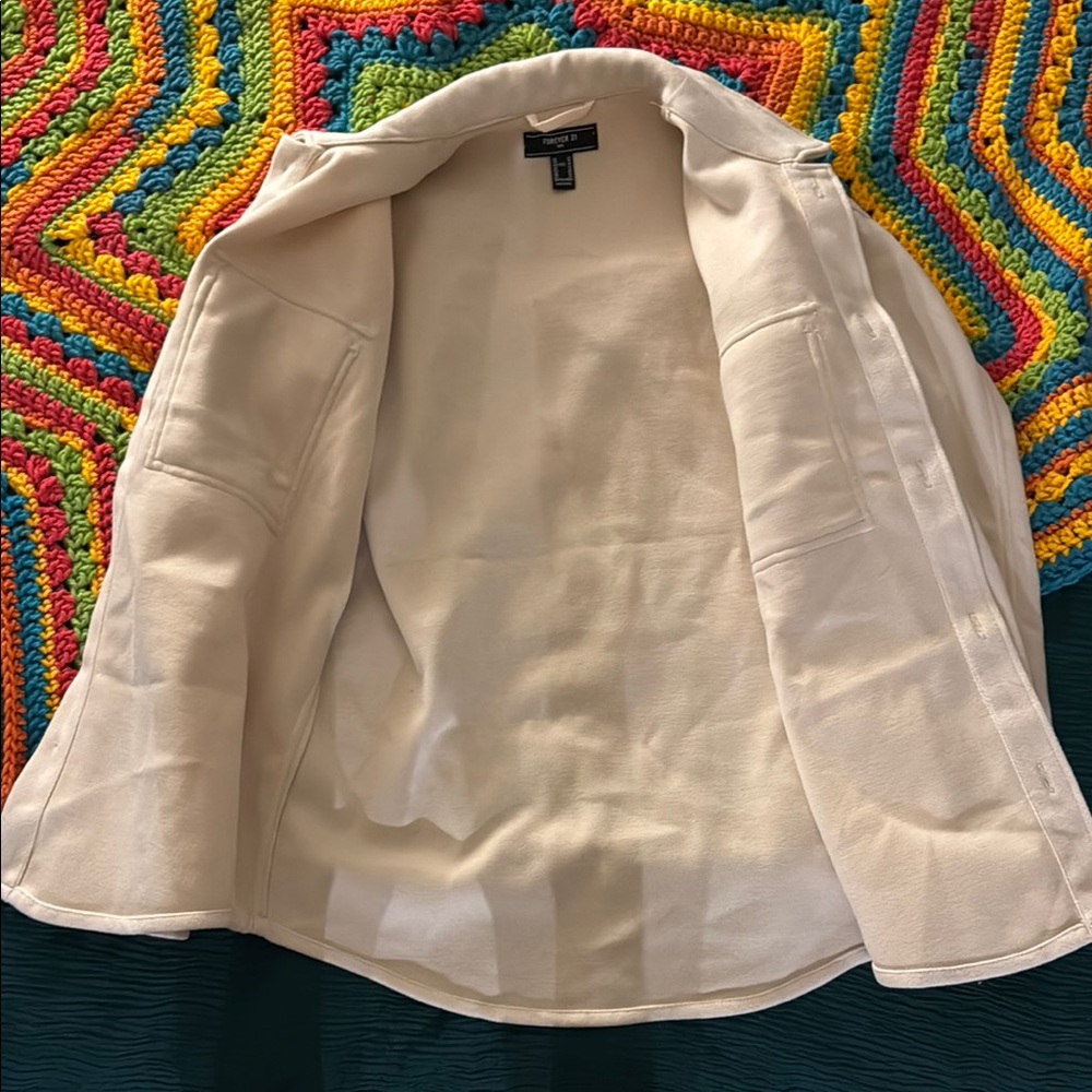 Forever 21 lightweight jacket/shirt - Picture 2 of 4
